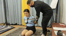【李大侠】客户现场体验约拍制服日式捆绑，蒙眼堵嘴跪在房间等后