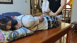 【墨色原创】jk餐桌极限驷马长时间放置