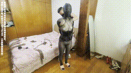 【我的媳妇】自制丝袜全身包裹、踮脚极限绞刑+子夕眼罩+难受的直跺脚、郊狼电击、分…