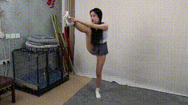 【随心原创】雅熙双马尾少女受伤的脚白袜单腿蹦跳打脚底闻脚底封面图