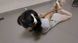 【海砂】献身的少女-第二集-一镜到底极限柔韧驷马折叠封面图