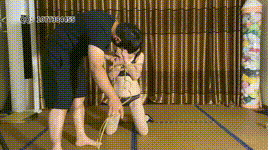 【山鬼原创】林霞刮b毛，绿帽老公在旁边全程观看。封面图